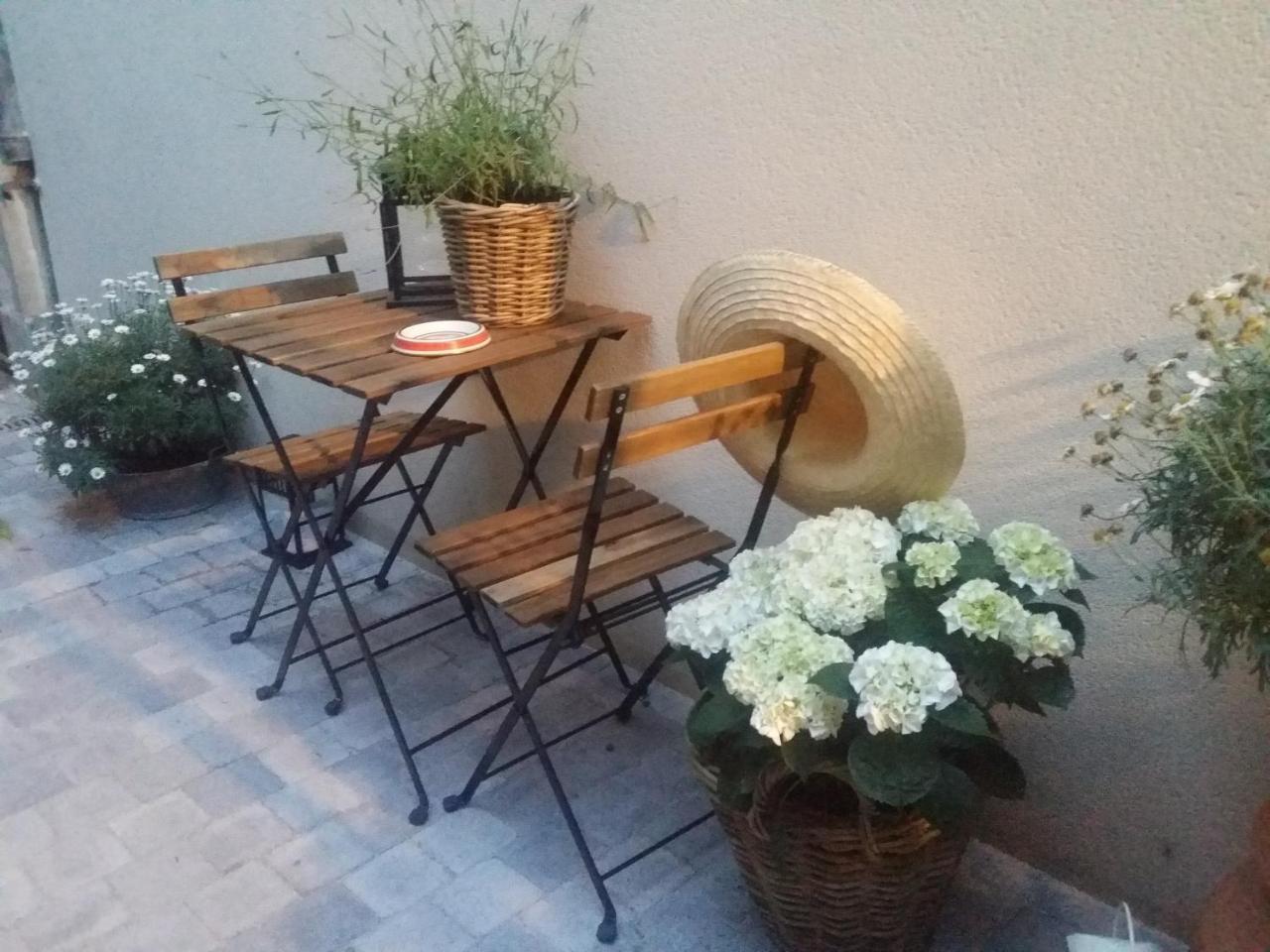 Les Appartements De Champagne Ρενς Εξωτερικό φωτογραφία