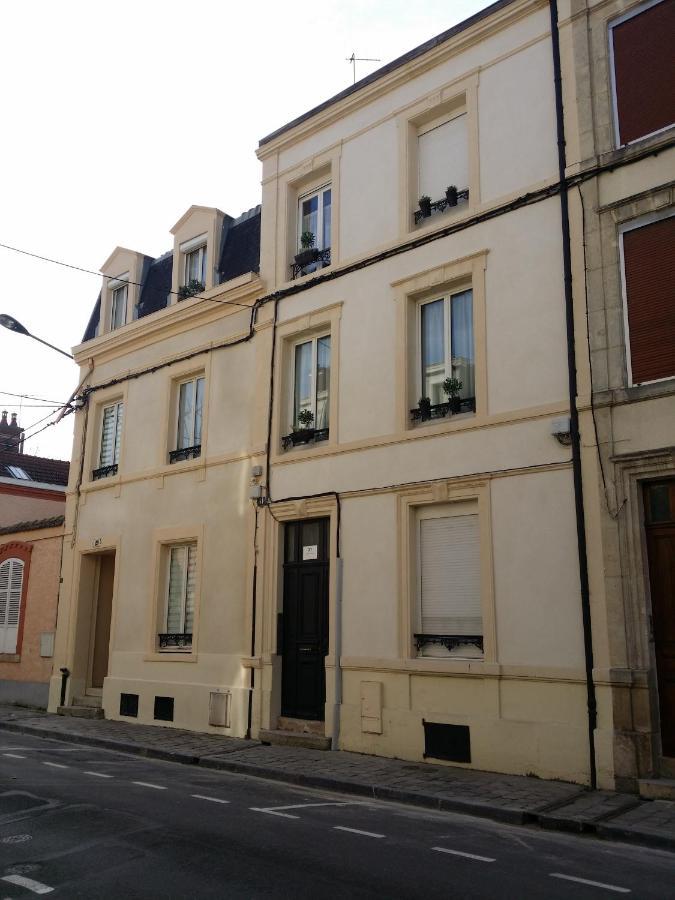 Les Appartements De Champagne Ρενς Εξωτερικό φωτογραφία